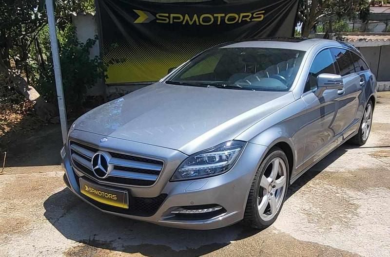 Cinzento Usado 2013 Mercedes CLS250 Shooting Brake Carrinha | € 15.990 - Imagem 1/4