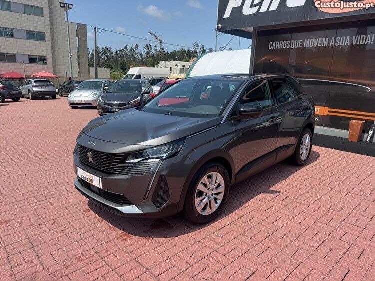Cinza Usado 2022 Peugeot 3008 Active SUV | € 22.750 (Preço elevado) - Imagem 1/1