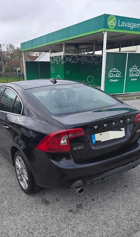 Usado Volvo S60 165 HP (121 kW) 2011 Preto Sedan
