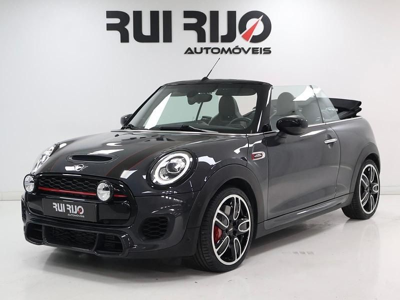 Usado Mini John Cooper Works Cabriolet 231 HP (169 kW) 2021 Preto Cabrios