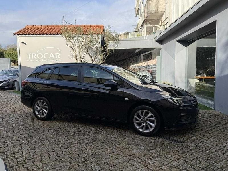 Usado Opel Astra Sport 110 HP (80 kW) 2019 Preto Carrinha