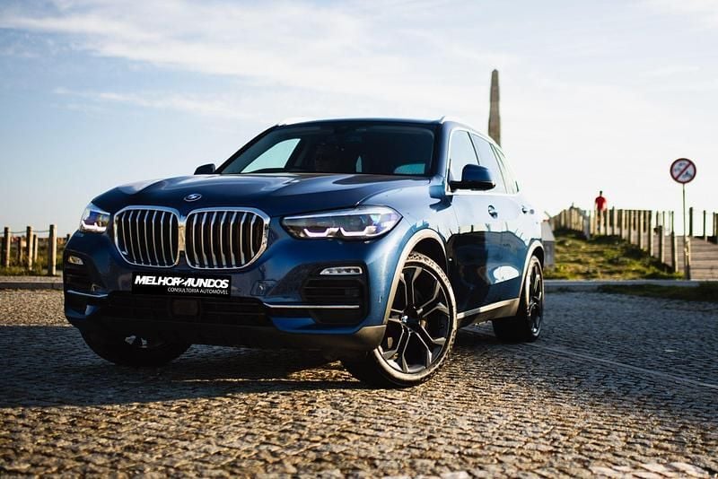 Azul Usado 2020 BMW X5 SUV | € 48.750 - Imagem 1/4