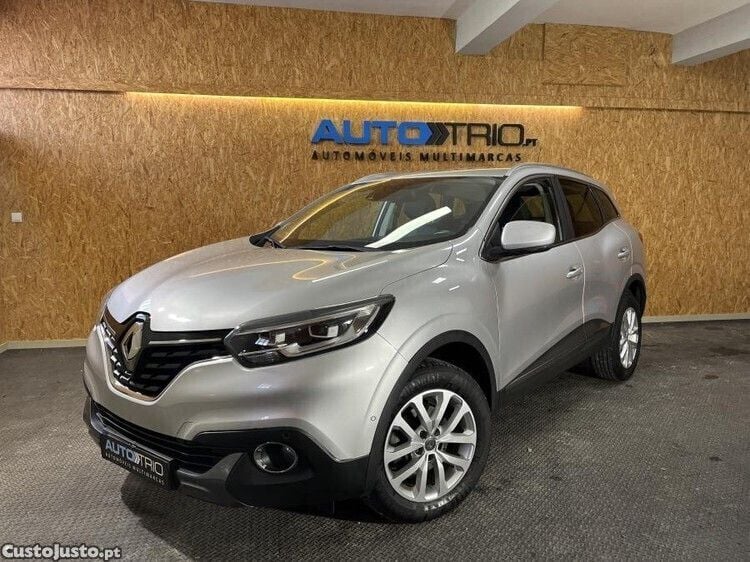 Cinza Usado 2018 Renault Kadjar SUV | € 16.500 (Preço justo) - Imagem 1/1