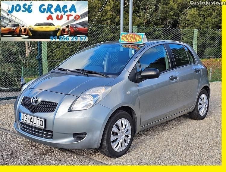 Cinza Usado 2008 Toyota Yaris | € 4.950 (Bom preço) - Imagem 1/2
