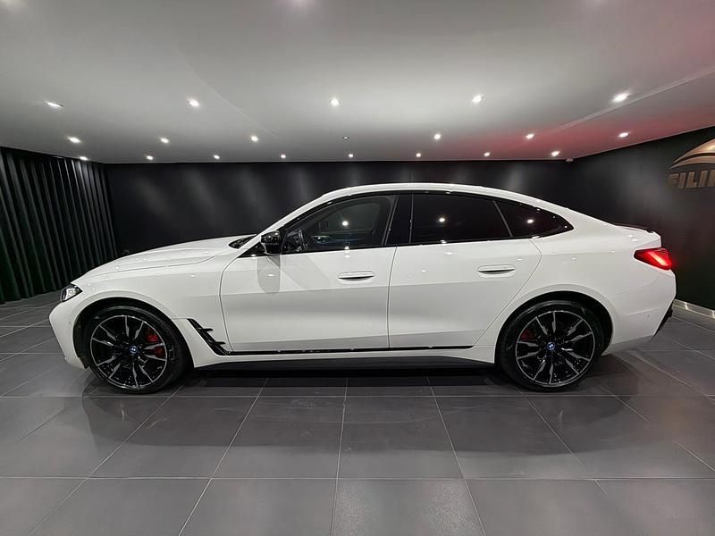 Usado BMW i4 400 kW (544 HP) 2022 Branco Sedan