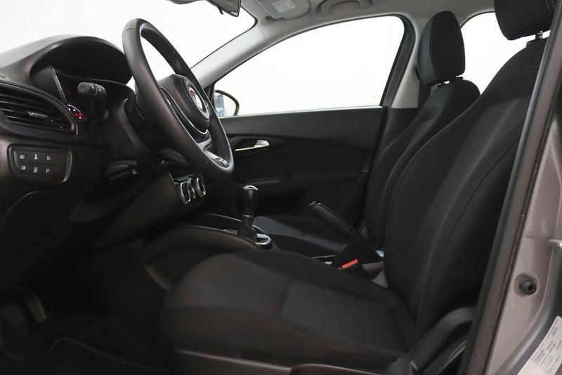 Usado Fiat Tipo Wagon 95 HP (69 kW) 2023 Cinzento Carrinha