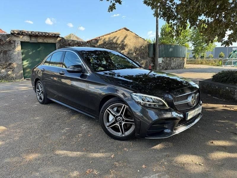 Cinza Usado 2021 Mercedes C300 AMG line Sedan | € 37.990 (Preço elevado) - Imagem 1/4