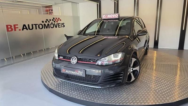 Cinzento Usado 2013 VW Golf VII GTI Citadino | € 19.900 (Bom preço) - Imagem 1/4