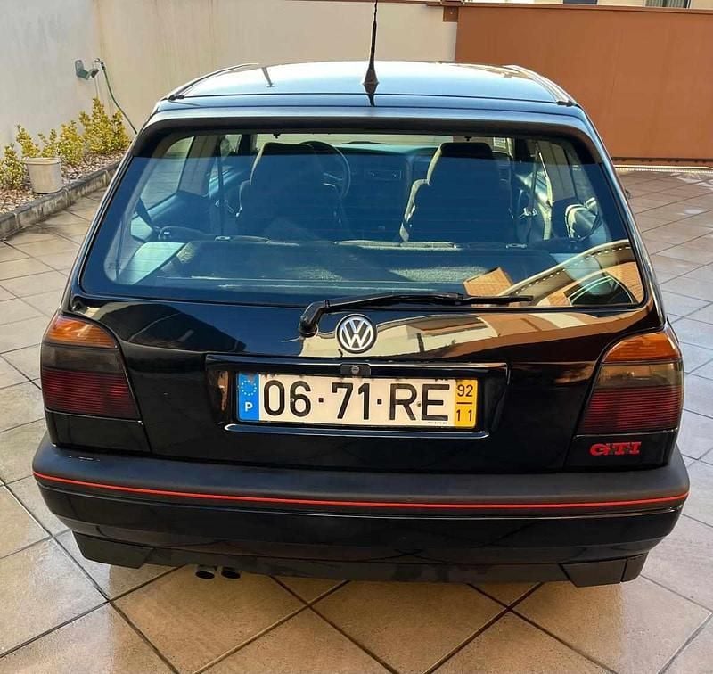 Usado VW Golf Cabriolet 116 HP (85 kW) 1992 Preto Cabrios