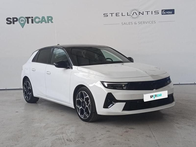 Usado Opel Astra 130 HP (95 kW) 2025 Branco Carrinha