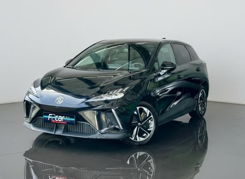 Usado MG MG4 EV 150 kW (204 HP) 2024 Preto Citadino