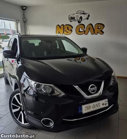 Preto Usado 2015 Nissan Qashqai Premium Edition SUV | € 15.750 (Bom preço) - Imagem 1/1