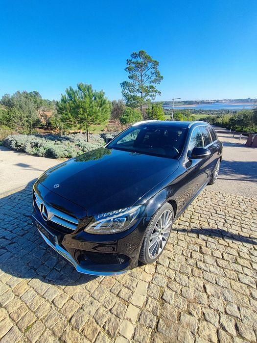 Usado 2017 Mercedes C350e AMG line Sedan | € 21.250 - Imagem 1/4