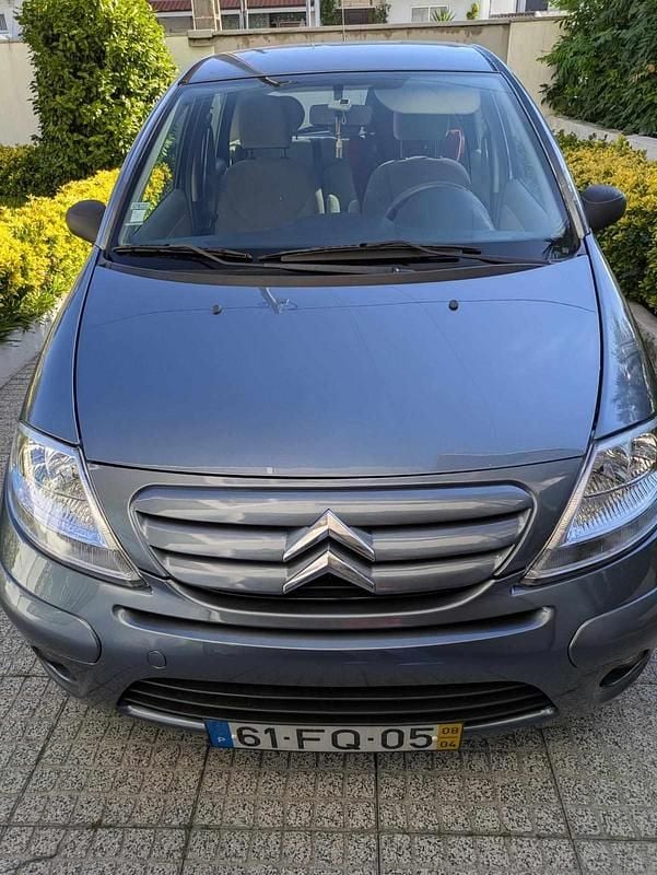 Cinzento Usado 2008 Citroën C3 Citadino | € 4.000 (Preço elevado) - Imagem 1/4