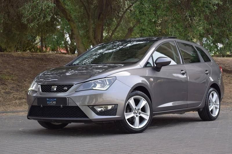 Cinzento Usado 2016 Seat Ibiza | € 11.390 (Preço justo) - Imagem 1/4