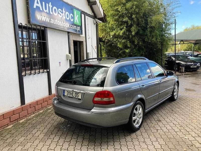 Usado Jaguar X-type Executive 130 HP (95 kW) 2006 Cinzento Carrinha