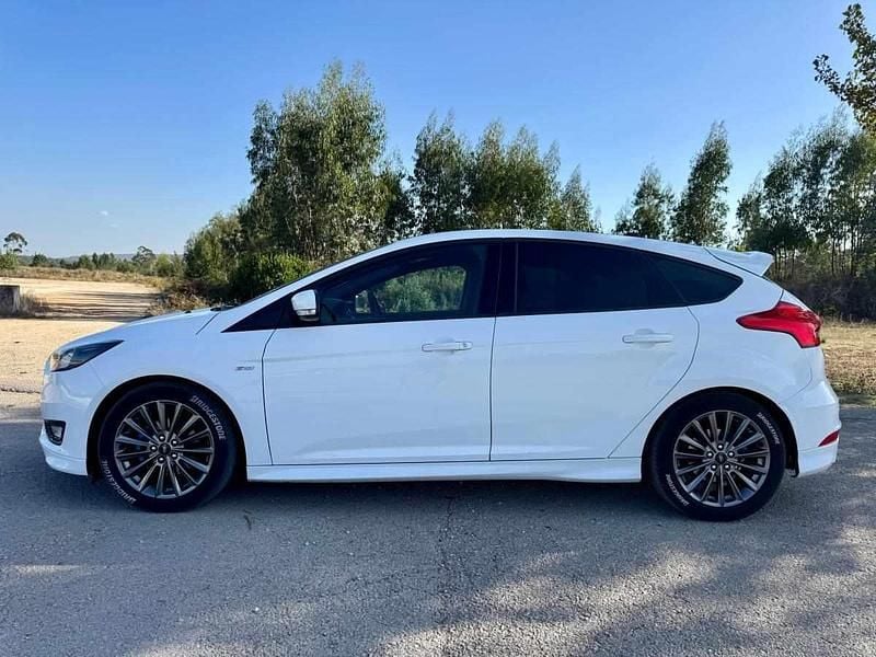 Branco Usado 2018 Ford Focus Carrinha | € 12.900 (Preço justo) - Imagem 1/4