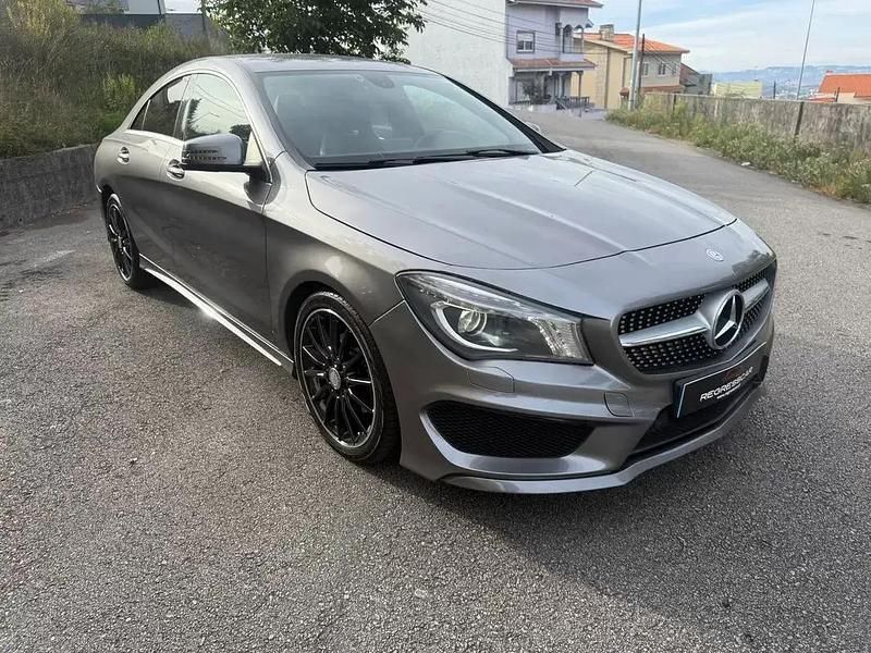 Usado Mercedes CLA180 AMG line 109 HP (80 kW) 2014 Cinzento Sedan