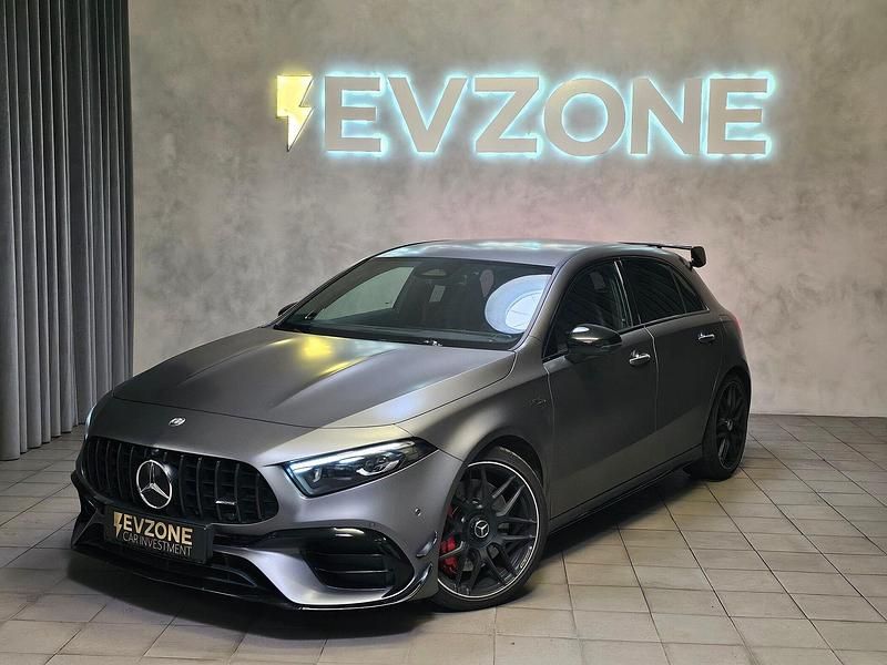 Cinza Usado 2024 Mercedes A45 AMG AMG | € 75.900 - Imagem 1/4