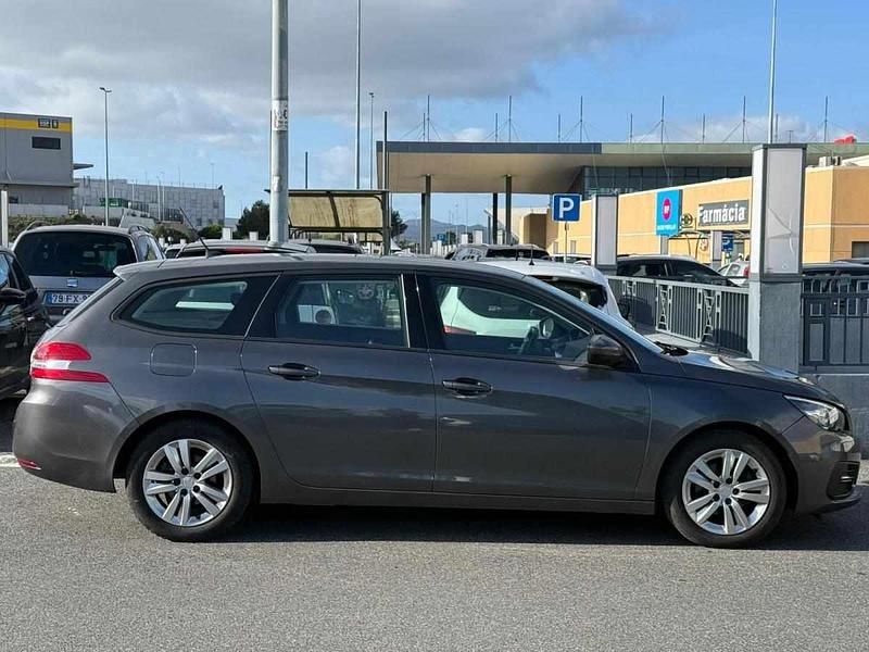 Usado Peugeot 308 SW 120 HP (88 kW) 2021 Cinzento Carrinha