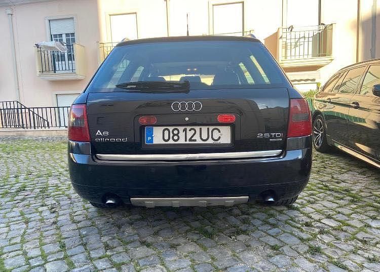 Usado Audi A6 Allroad 180 HP (132 kW) 2002 Carrinha
