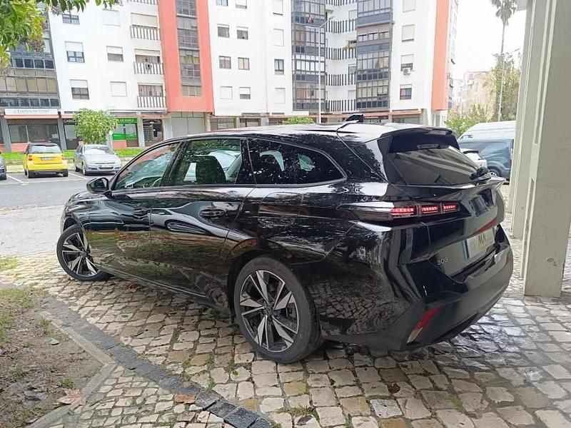 Usado Peugeot 308 SW Active 181 HP (133 kW) 2023 Preto Carrinha