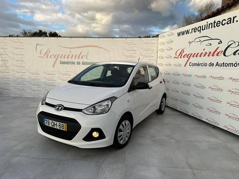 Branco Usado 2014 Hyundai i10 Citadino | € 6.990 (Preço justo) - Imagem 1/4