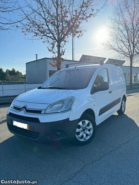 Branco Usado 2013 Citroën Berlingo Monovolume | € 5.900 (Bom preço) - Imagem 1/1