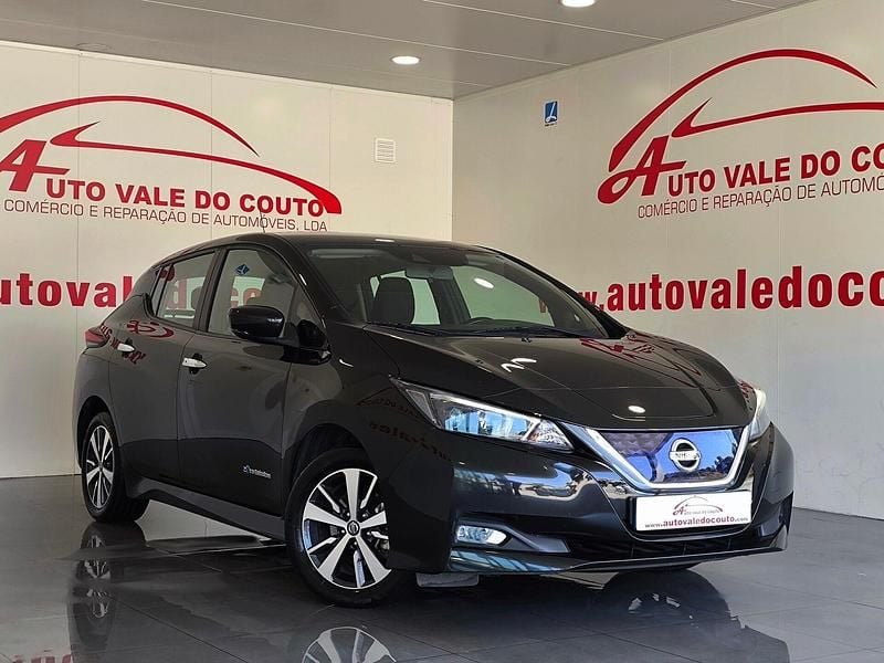 Preto Usado 2021 Nissan Leaf N-Connecta Citadino | € 14.990 (Preço justo) - Imagem 1/4