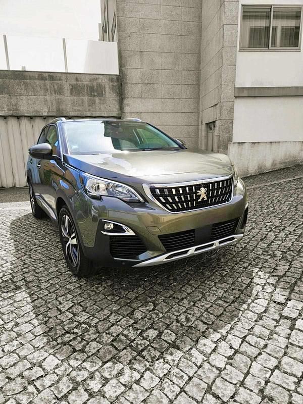 Outra Usado 2020 Peugeot 3008 Citadino | € 19.500 (Preço justo) - Imagem 1/4