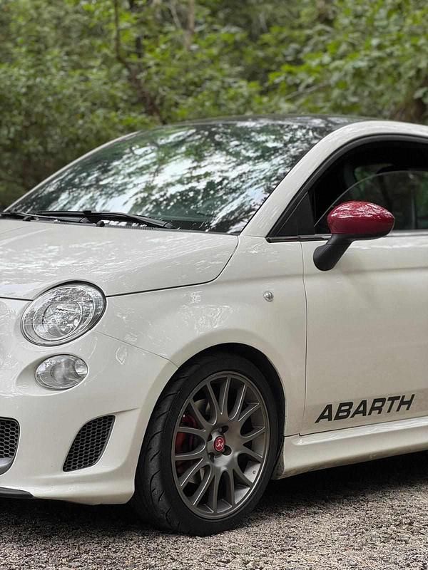Branco Usado 2009 Abarth 500 Citadino | € 11.999 - Imagem 1/4
