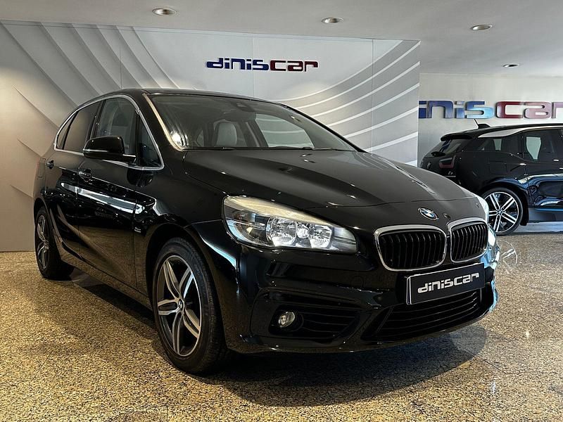 Usado BMW 216 Active Tourer Sport Line 116 HP (85 kW) 2016 Preto Monovolume