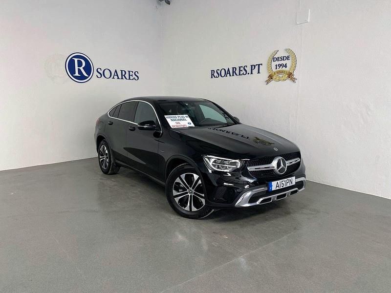 Preto Usado 2021 Mercedes GLC300 SUV | € 48.900 (Caro) - Imagem 1/4
