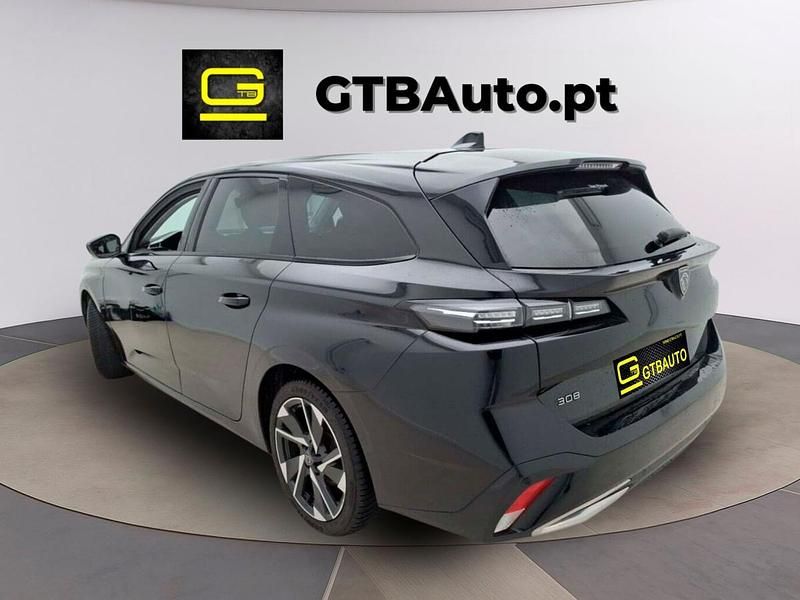 Usado Peugeot 308 SW 131 HP (96 kW) 2023 Preto Carrinha