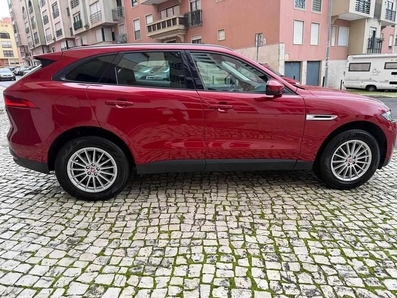 Usado Jaguar F-Pace Pure 180 HP (132 kW) 2016 Outra SUV