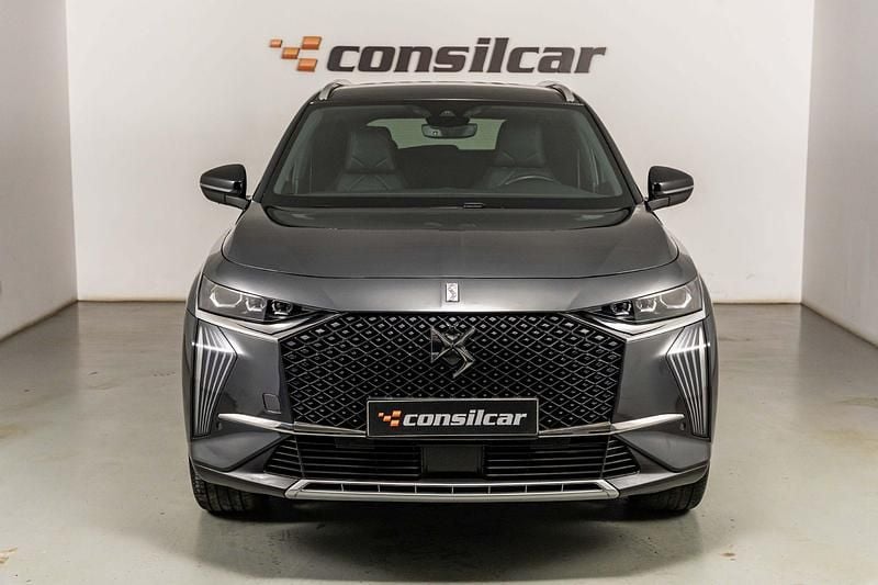 Usado DS Automobiles DS7 Crossback Rivoli 300 HP (220 kW) 2024 Cinza SUV