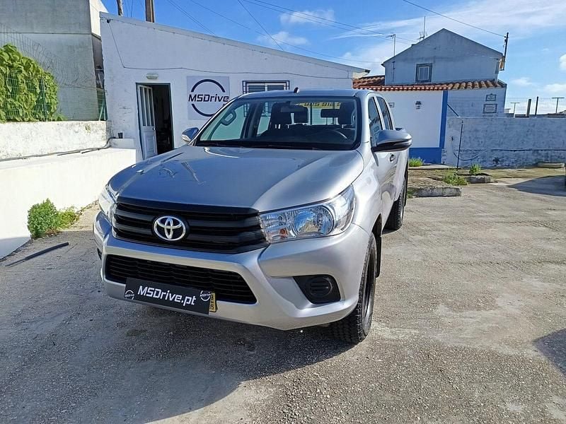 Usado Toyota HiLux 150 HP (110 kW) 2018 Cinza Pickup