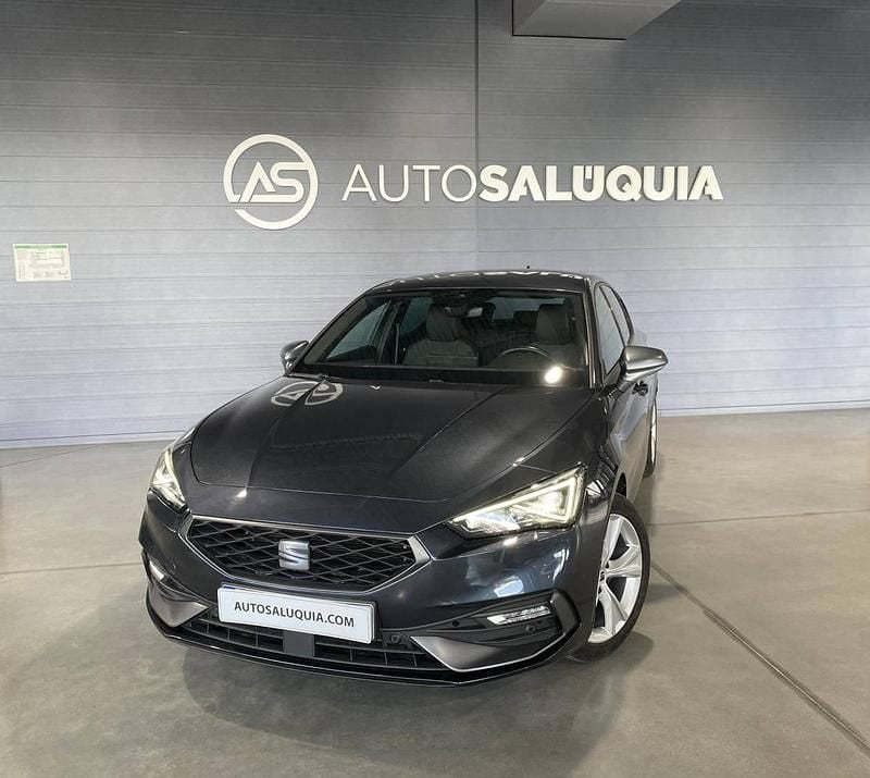 Usado Seat Leon FR 110 HP (80 kW) 2024 Cinza