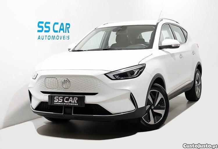 Branco Usado 2022 MG ZS Comfort Sedan | € 19.850 (Preço justo) - Imagem 1/1