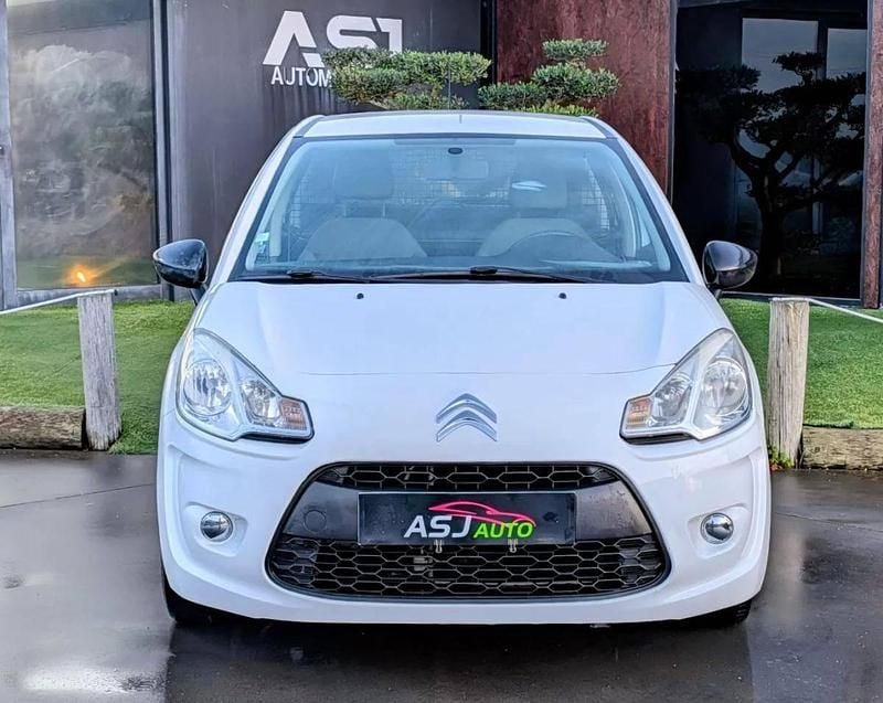Usado Citroën C3 68 HP (50 kW) 2011 Branco Citadino