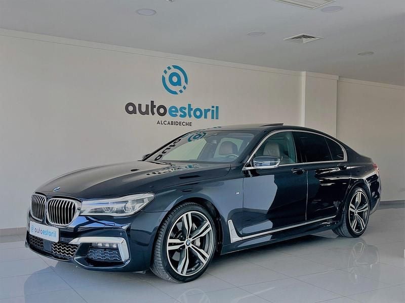 Preto Usado 2018 BMW 740 Comfort Edition Sedan | € 41.950 - Imagem 1/4