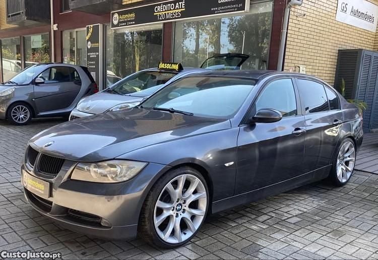 Cinza Usado 2005 BMW 320 Exclusive Sedan | € 7.250 (Preço justo) - Imagem 1/1