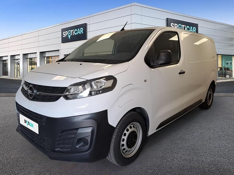 Branco Usado 2024 Opel Vivaro-e Combi Van | € 28.900 - Imagem 1/4