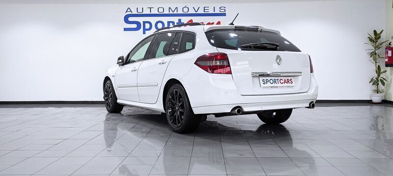 Usado Renault Laguna III GT 180 HP (132 kW) 2012 Branco Carrinha