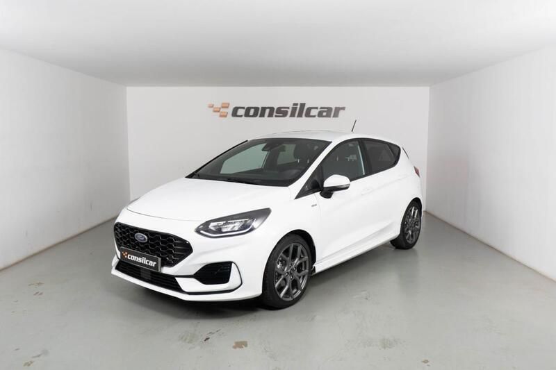 Branco Usado 2022 Ford Fiesta ST-Line Citadino | € 15.980 (Preço justo) - Imagem 1/4