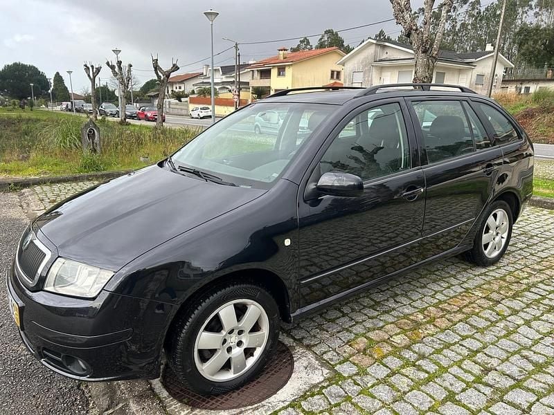 Preto Usado 2006 Skoda Fabia Ambiente Carrinha | € 3.900 (Bom preço) - Imagem 1/4