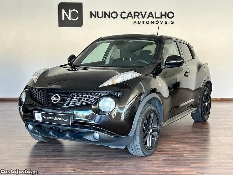 Usado Nissan Juke Tekna 110 HP (80 kW) 2011 Preto SUV