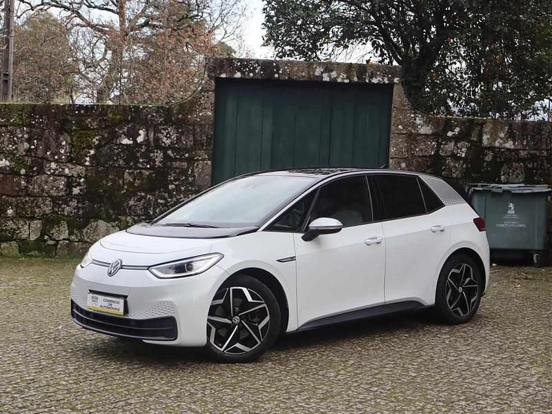 Branco Usado 2020 VW ID.3 Pro Performance Citadino | € 19.900 (Preço justo) - Imagem 1/4