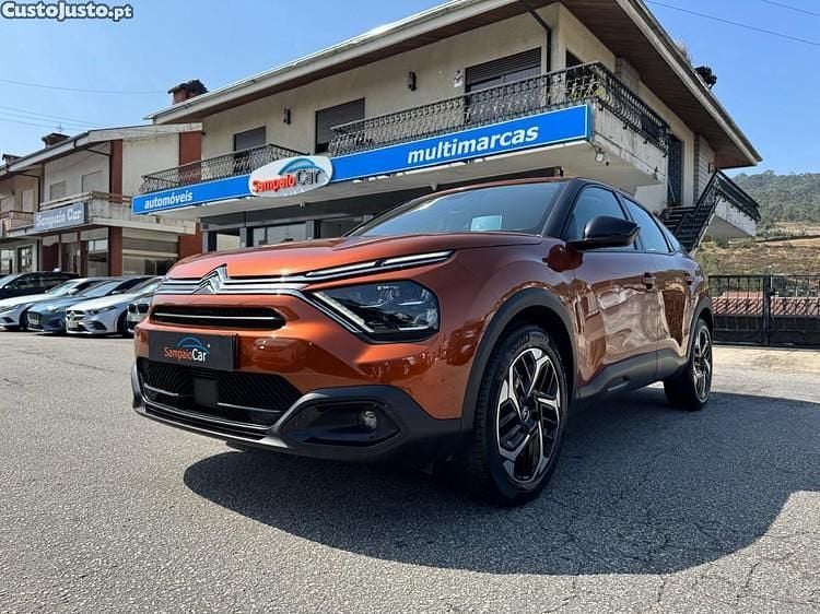 Vermelho Usado 2021 Citroën C4 Feel Citadino | € 15.990 (Preço justo) - Imagem 1/1