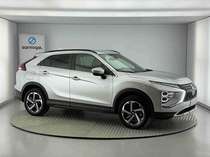 Cinzento Usado 2023 Mitsubishi Eclipse Cross Intense SUV | € 30.490 (Preço justo) - Imagem 1/4